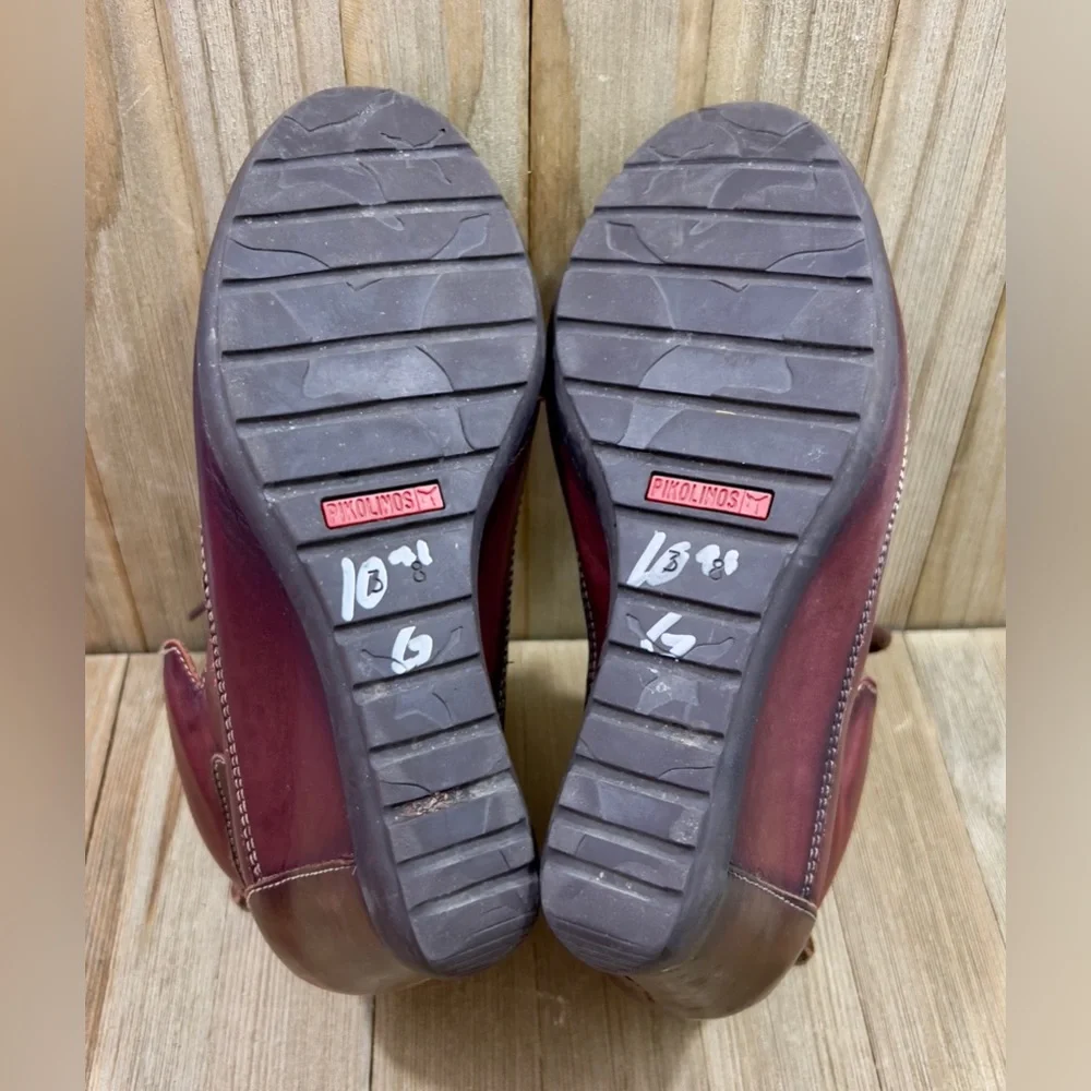 Pikolinos‎ shoes